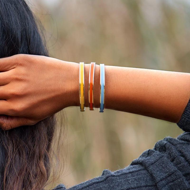 Buntes Armband aus Edelstahl